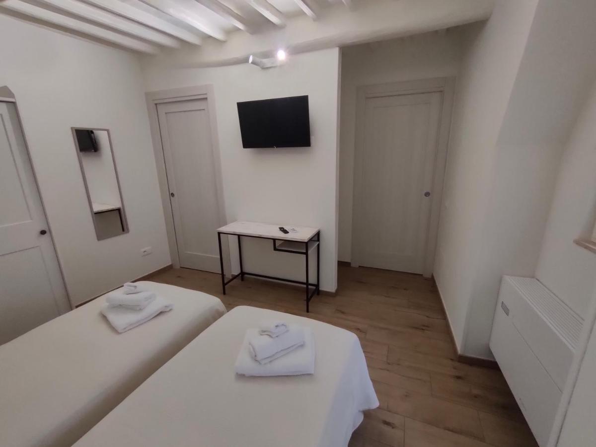 Casa Vacanze 206 Cavour House Orvieto Bagian luar foto