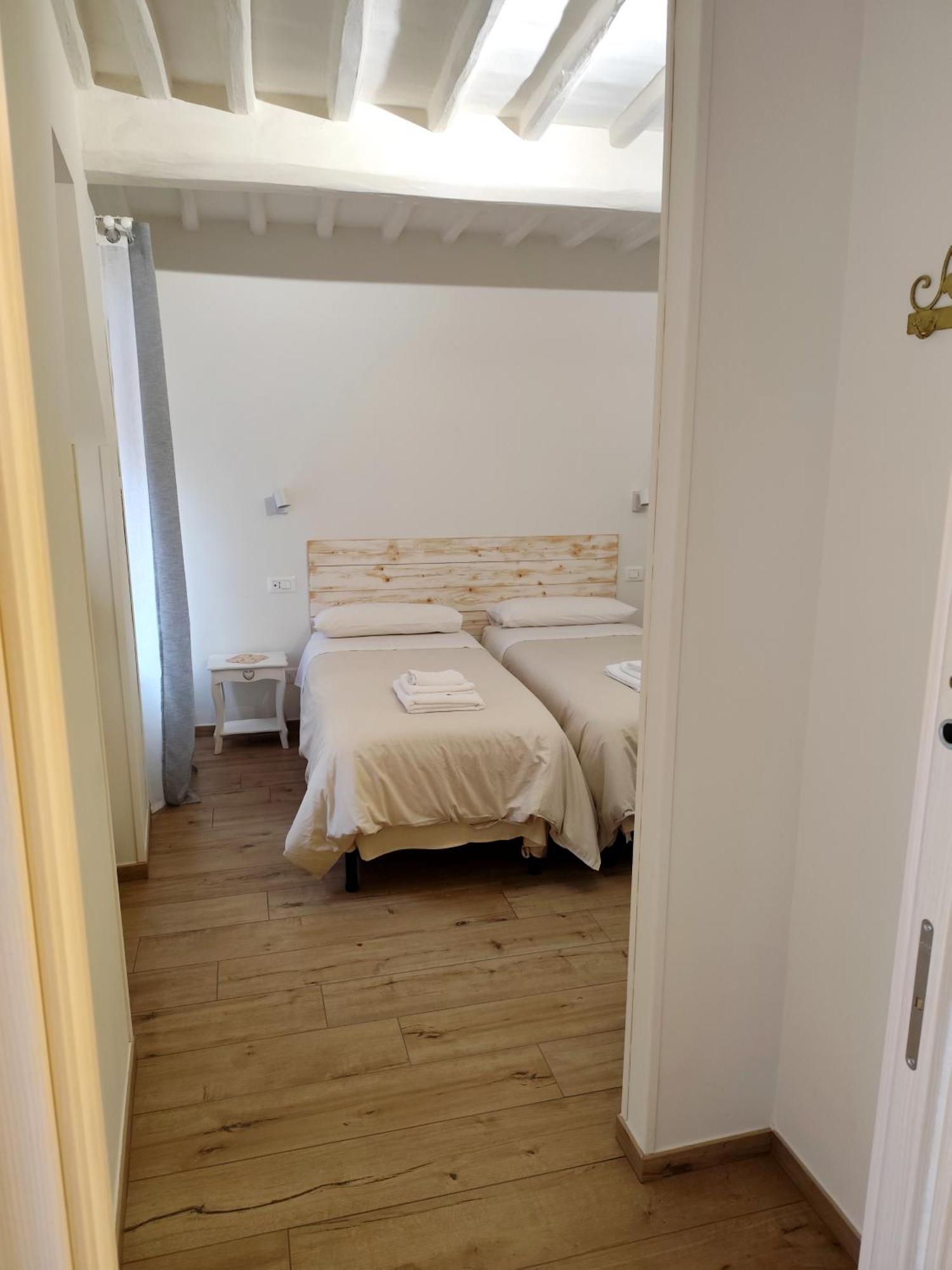 Casa Vacanze 206 Cavour House Orvieto Bagian luar foto
